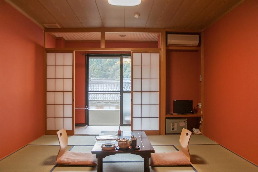 Отель 湖上館パムコ Wakasa  Экстерьер фото
